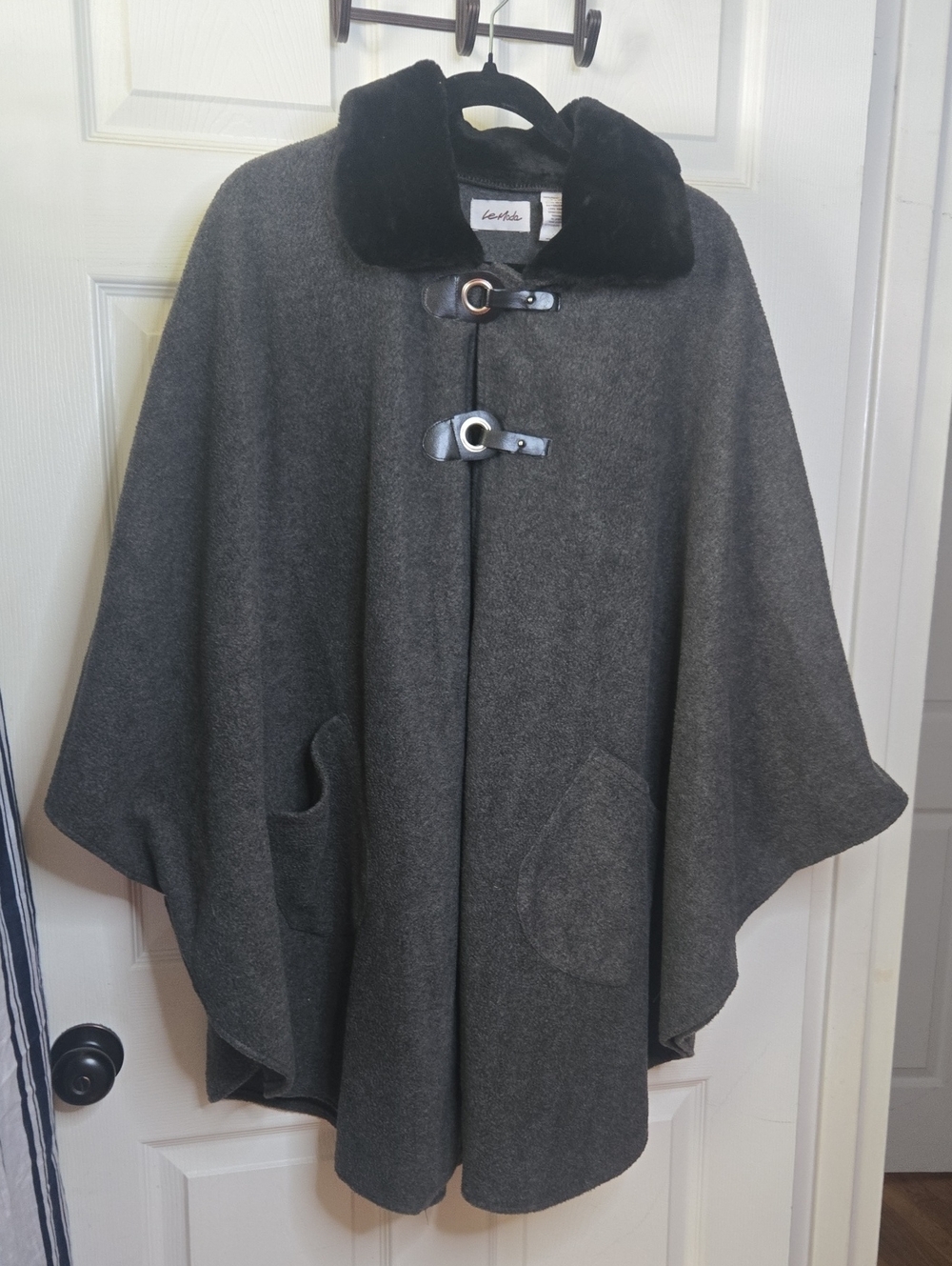 Wool-Blend Charcoal Gray Cape with Faux Fur Collar